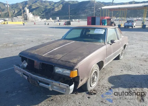 1987 Oldsmobile Cutlass Supreme Brougham из США, поврежденный, VIN 2G3GM11YXH2304217